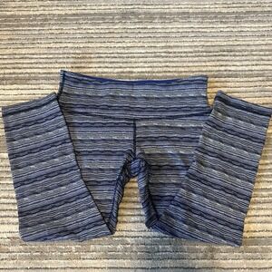 Lululemon High-Rise Crop Leggings Size 8 Blue White Space Dye Textured Knit